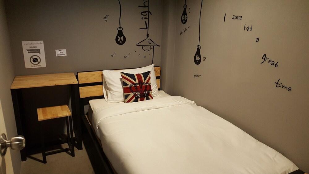 La Belle Nuit House Hostel Csiangmaj Kültér fotó